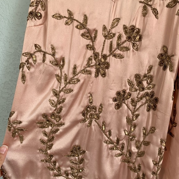 Pink slip with bronze embroidery - Picture 3 of 4